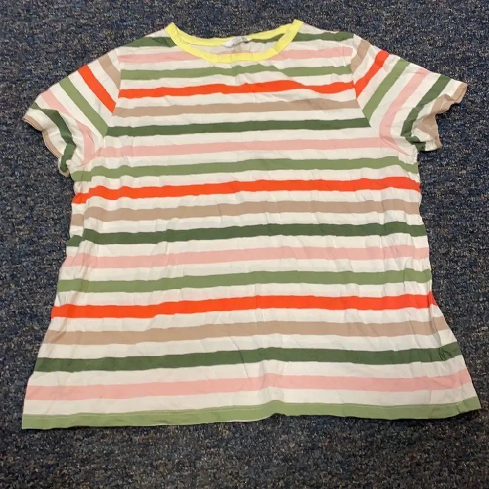 Time and Tru Striped short sleeve tee sz. XL